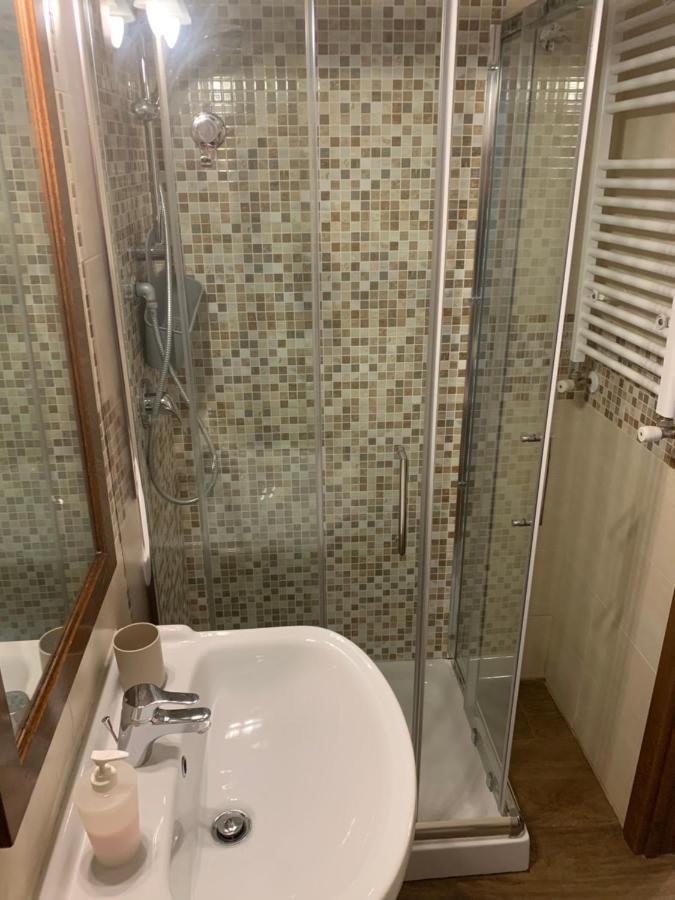 אנגני Agriturismo Torre Ercolana מראה חיצוני תמונה
