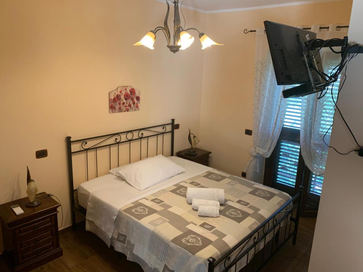 אנגני Agriturismo Torre Ercolana מראה חיצוני תמונה