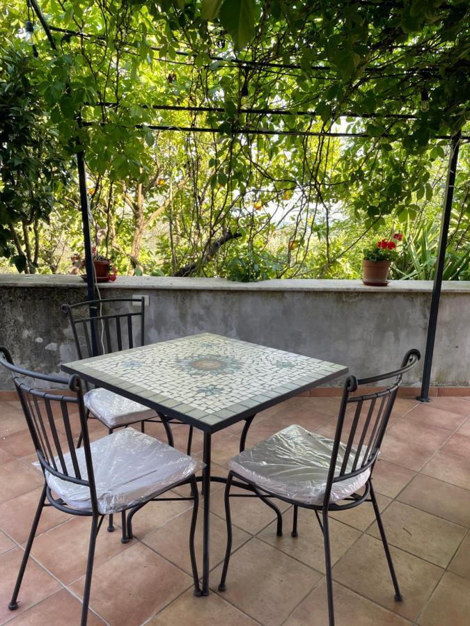 אנגני Agriturismo Torre Ercolana מראה חיצוני תמונה
