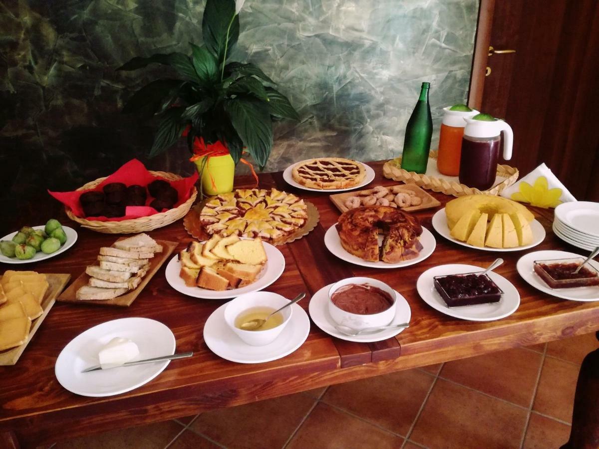 אנגני Agriturismo Torre Ercolana מראה חיצוני תמונה